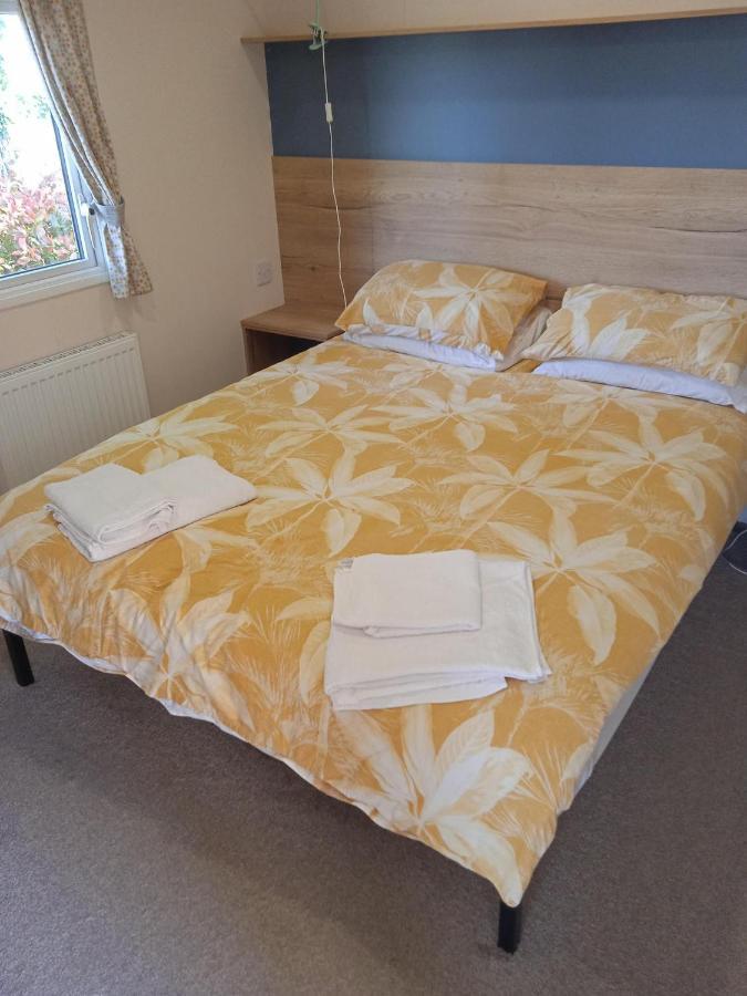 Chalet, Balcony, Bbq, Sleeps 6, Apartment Lytchett Minster Exterior photo